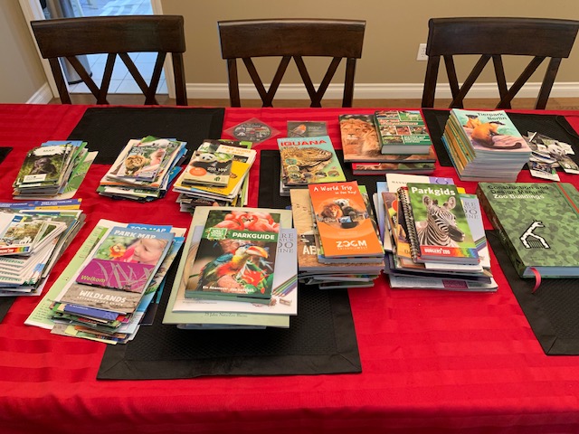 95-Zoo European Trip - 7 books, 68 guidebooks, tons of zoo maps!