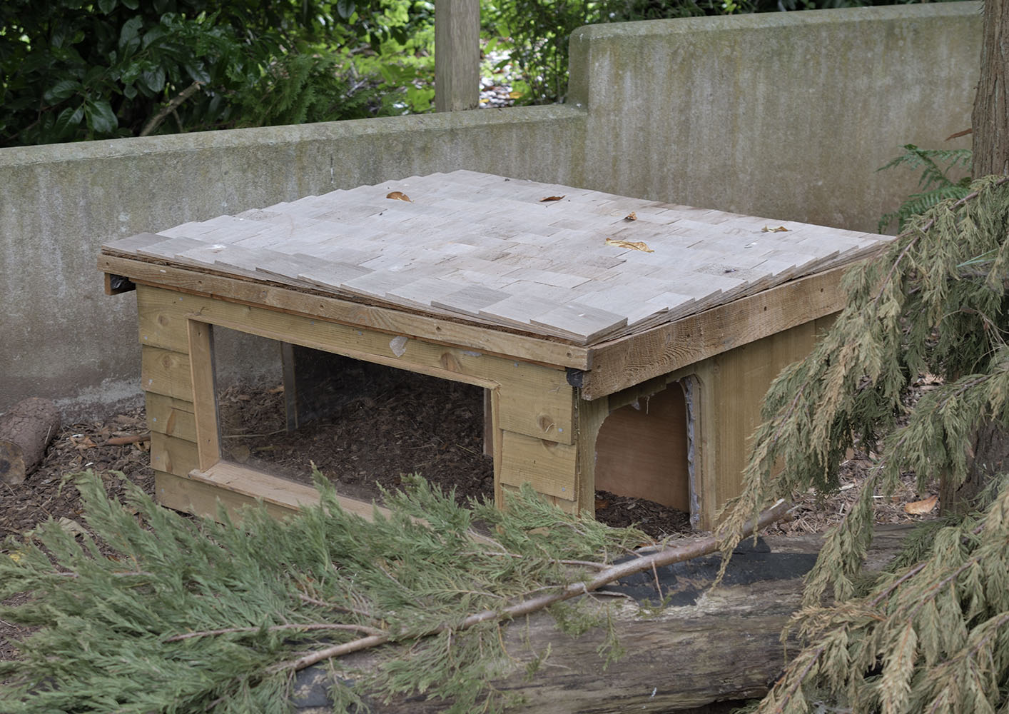 A new hutch for Bruce