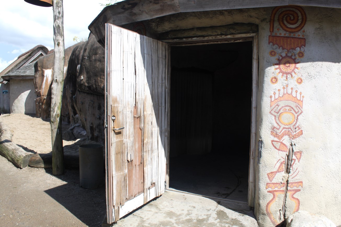 Aalborg Zoo - African Village (Tropical House)