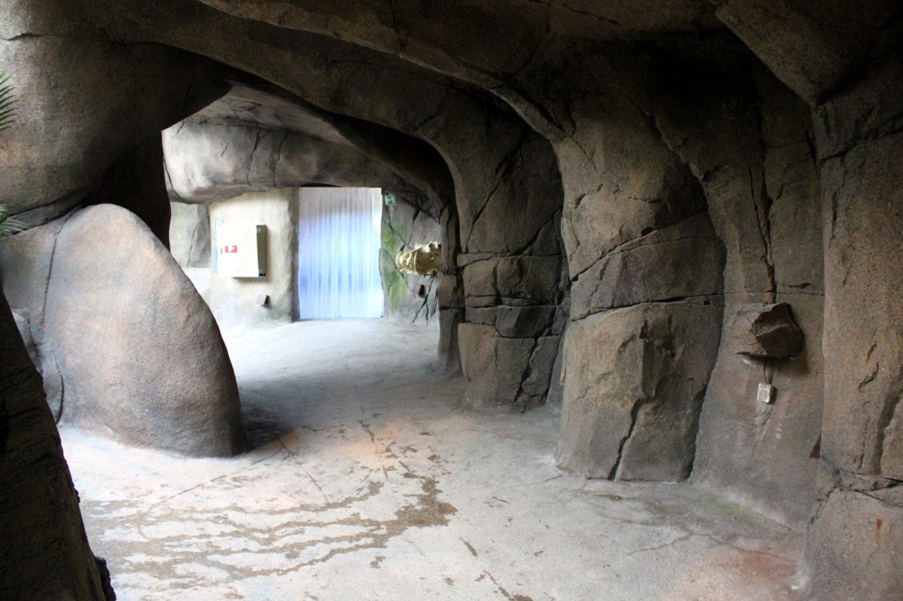 Aalborg Zoo - African Village (Tropical House)