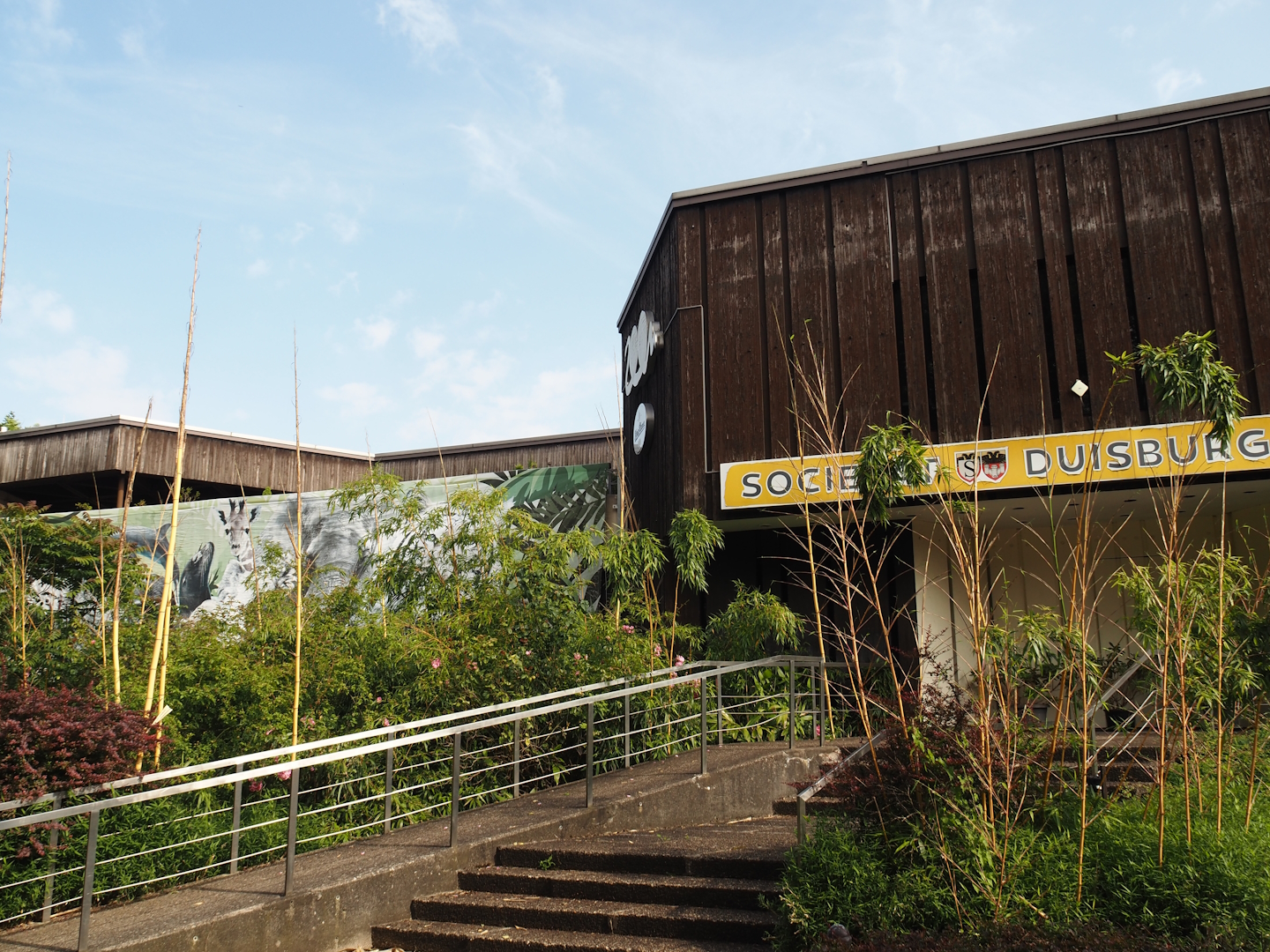 Abandoned Zooterrassen restaurant building, 2024-06-08