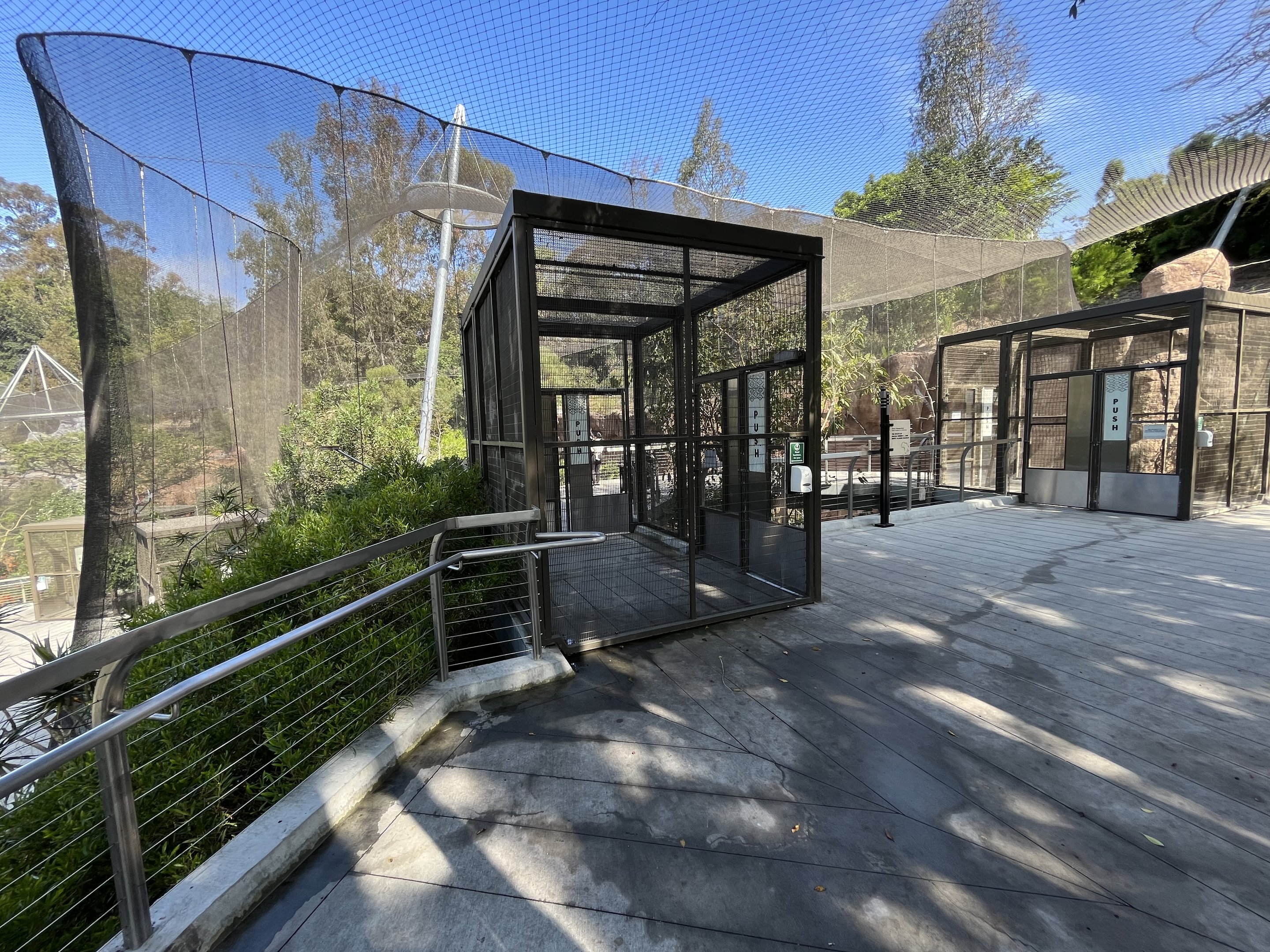 Acacia Woodland Aviary