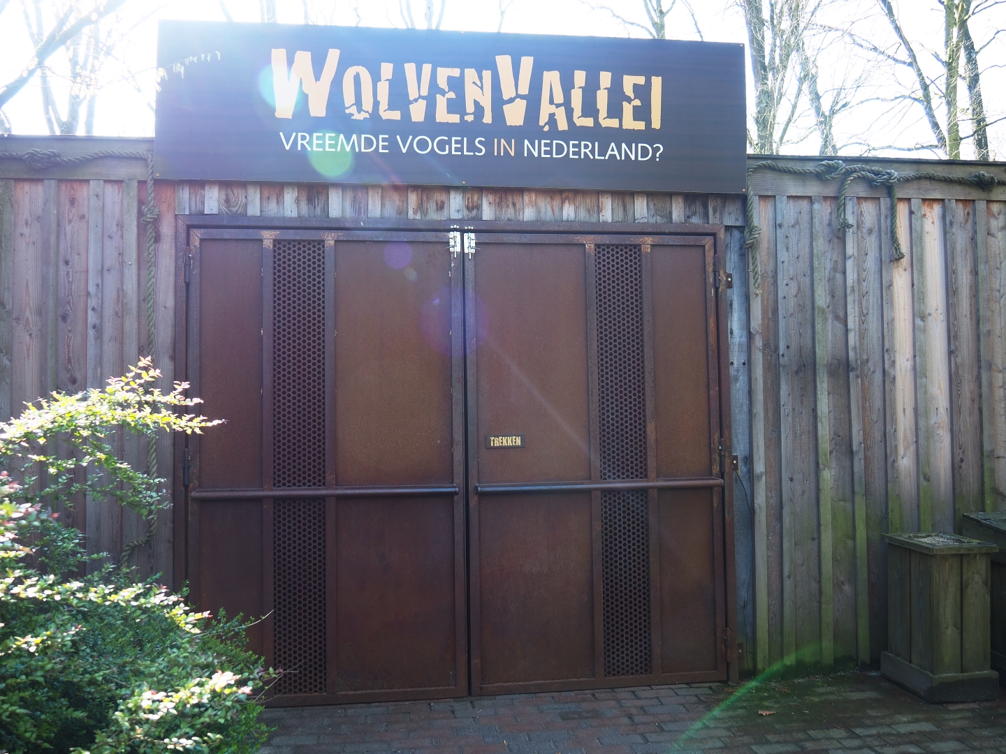 Access to the Australian and Alien species aviaries, 2019-03-30