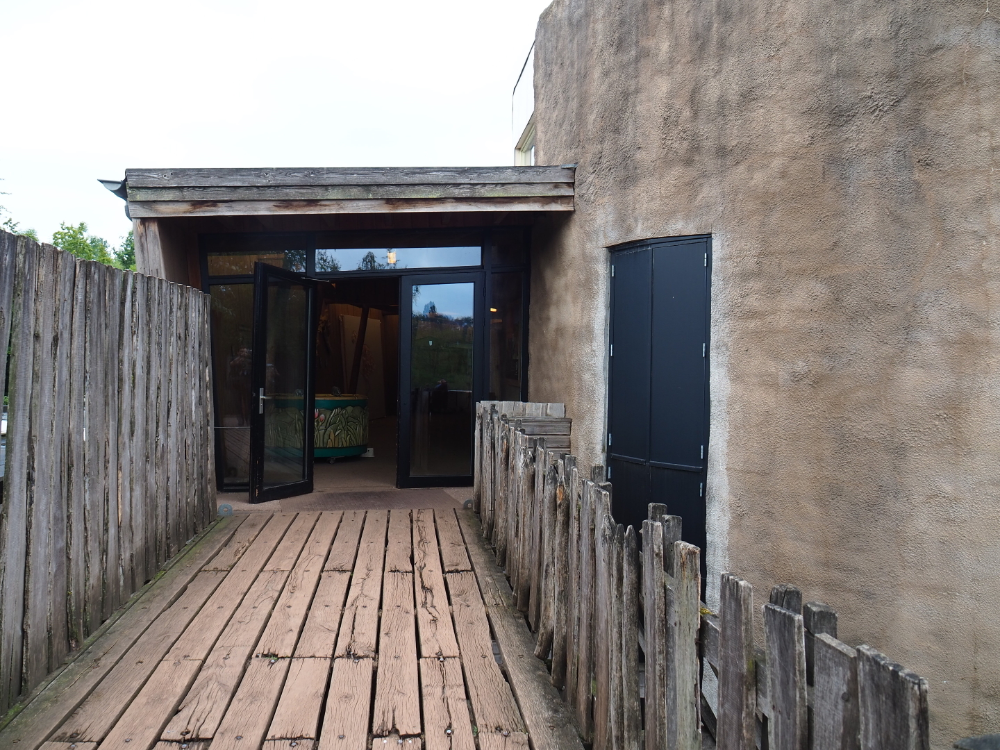 Access to the savanna house, 2019-07-21