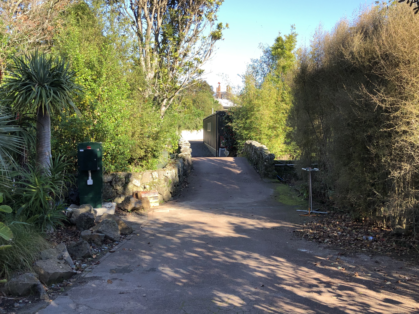 Accessory building located where the Japanese garden was.