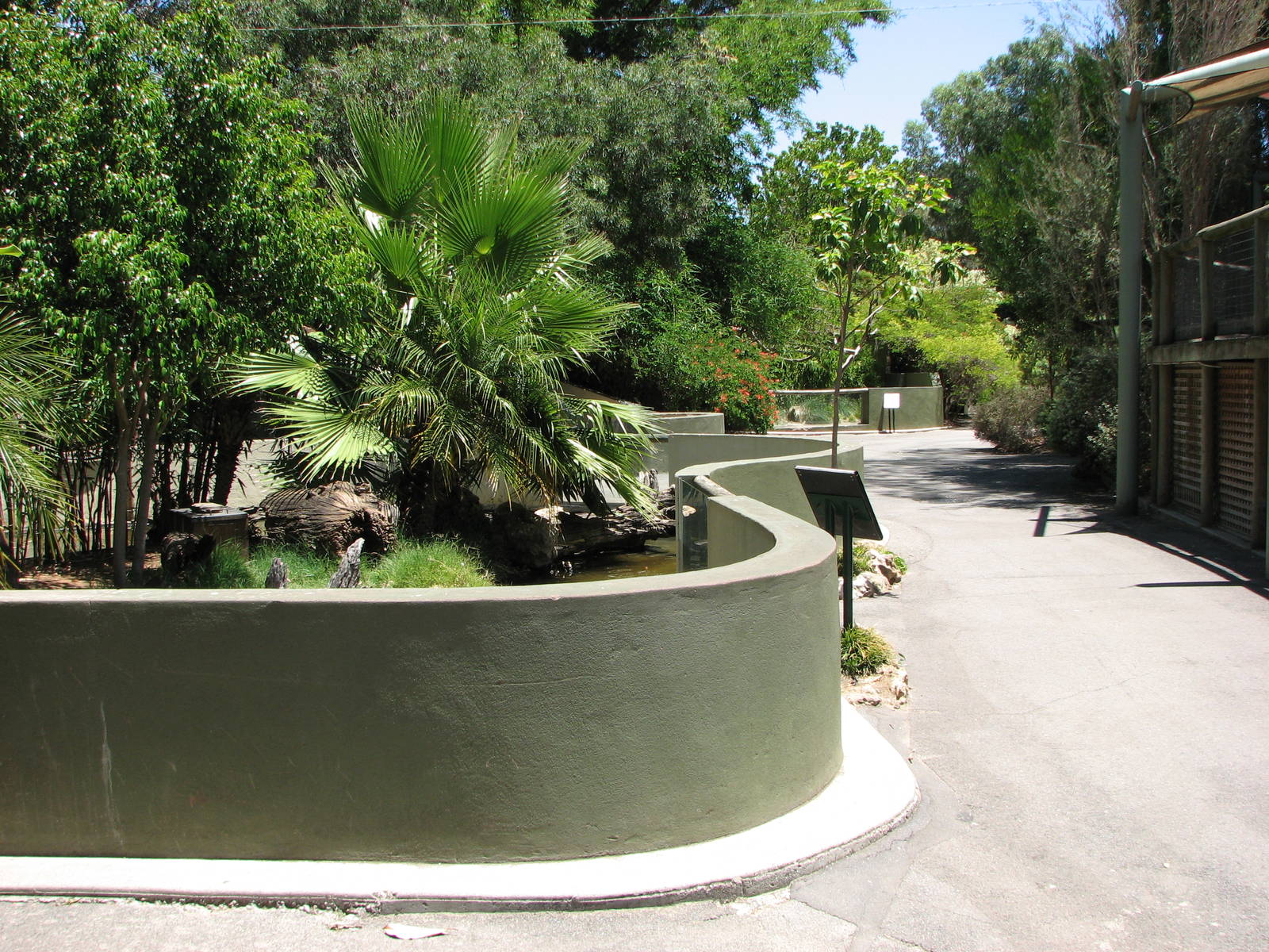 Adelaide Zoo 2008 - Small carnivore exhibits
