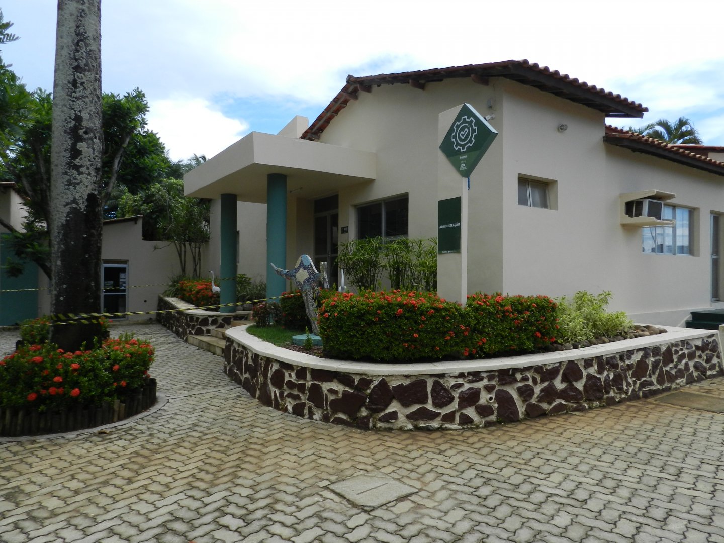 Administration buildings - Salvador zoo (PZGV)