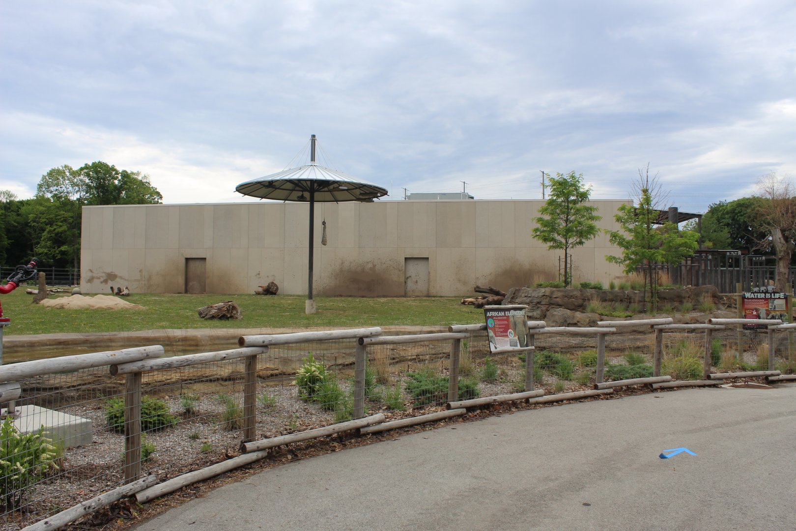 Adventure Africa - African Elephant Exhibit