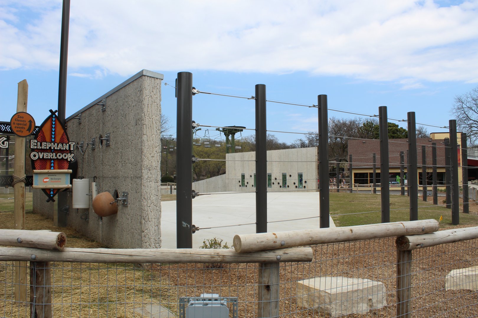 Adventure Africa - African Elephant Yard