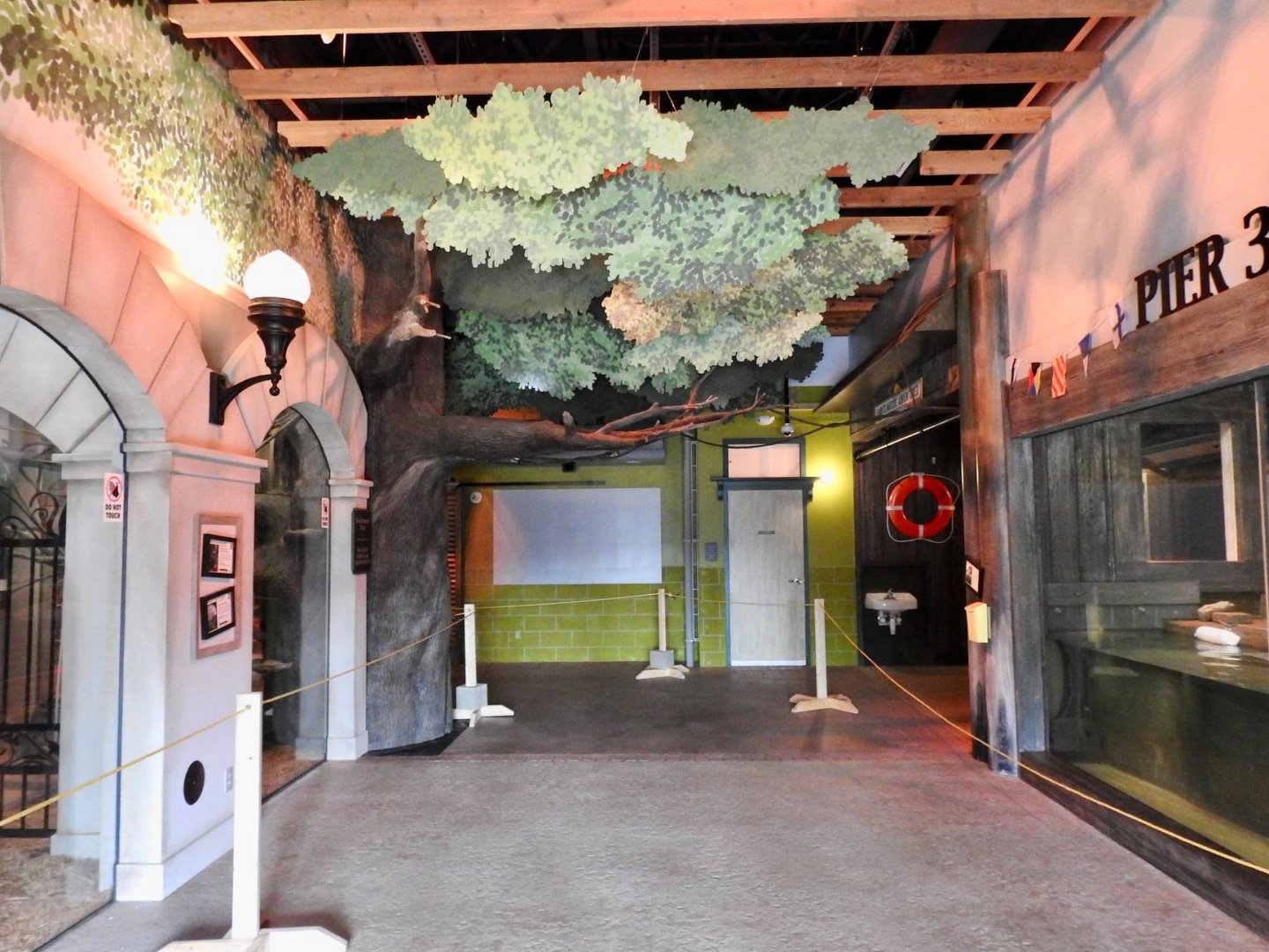 Adventure Cove July 2020: Entrance into Animal Ambassador Building