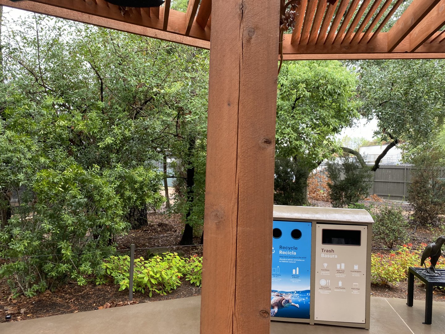 Africa and North America Shared Viewing Area