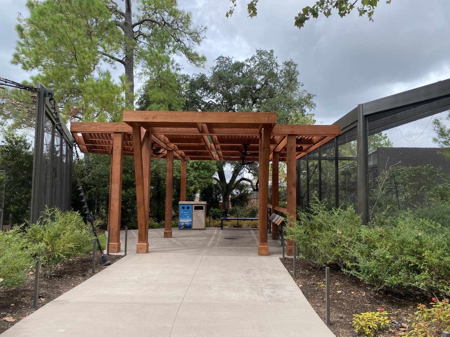 Africa and North America Shared Viewing Area