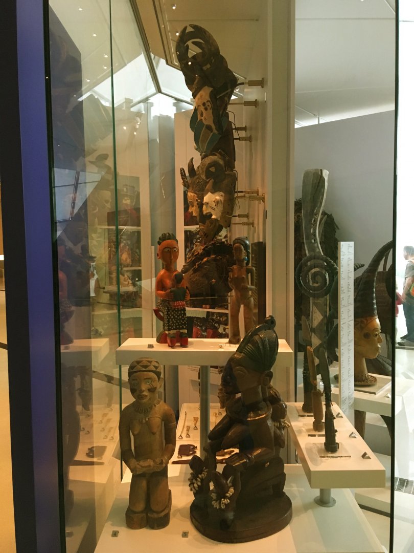 Africa: Creating Community Side View