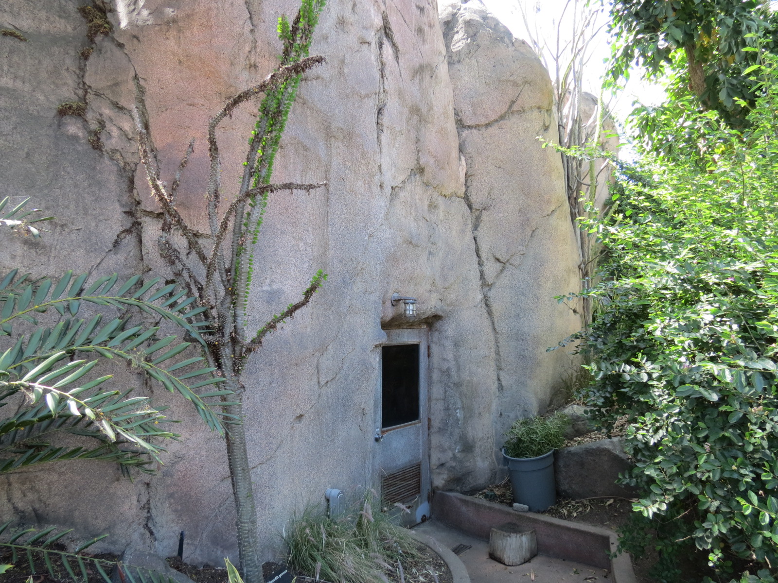 Africa Rocks - Kopje - Keeper Access