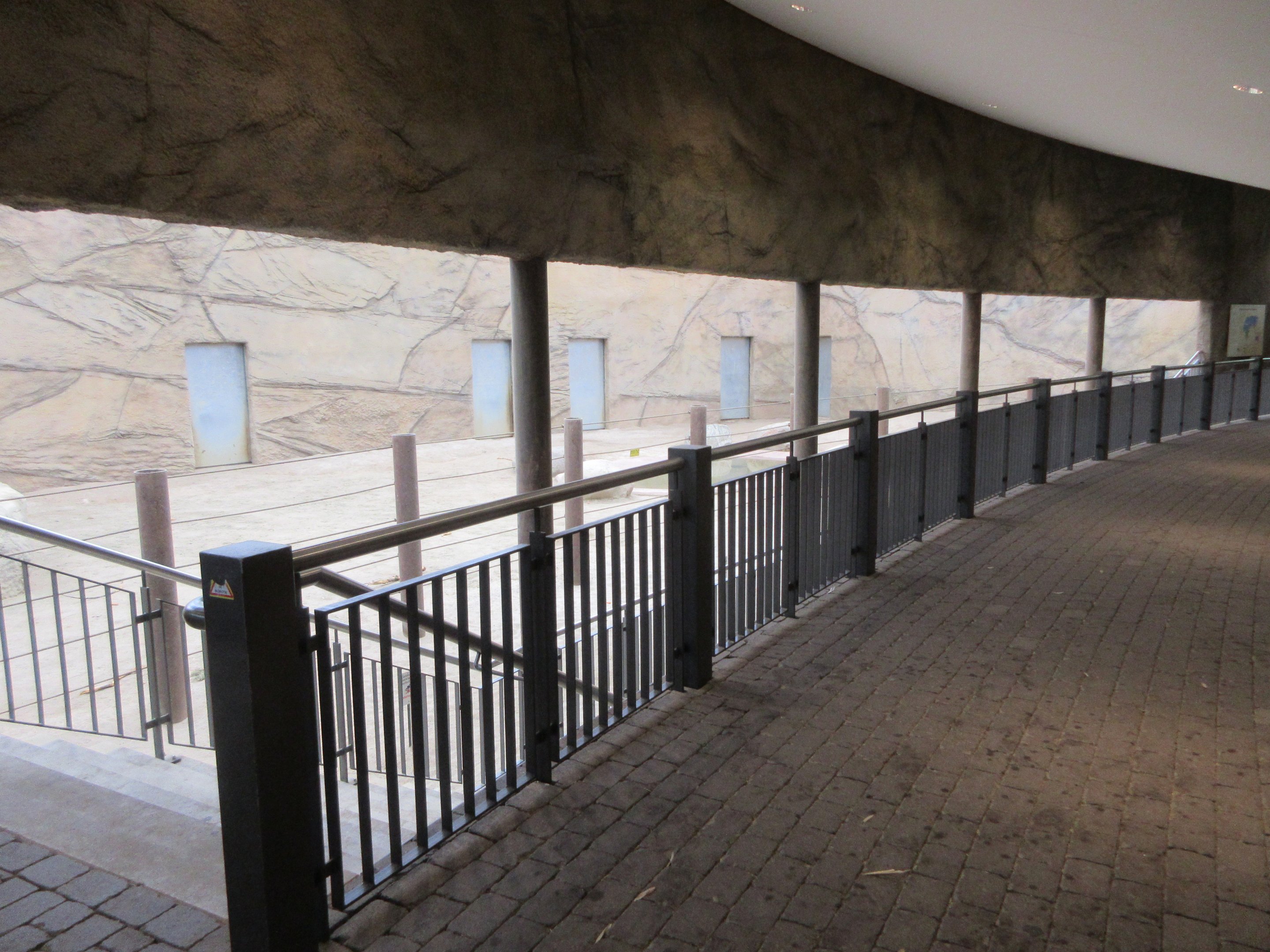 African Elephant Exhibit - Barn