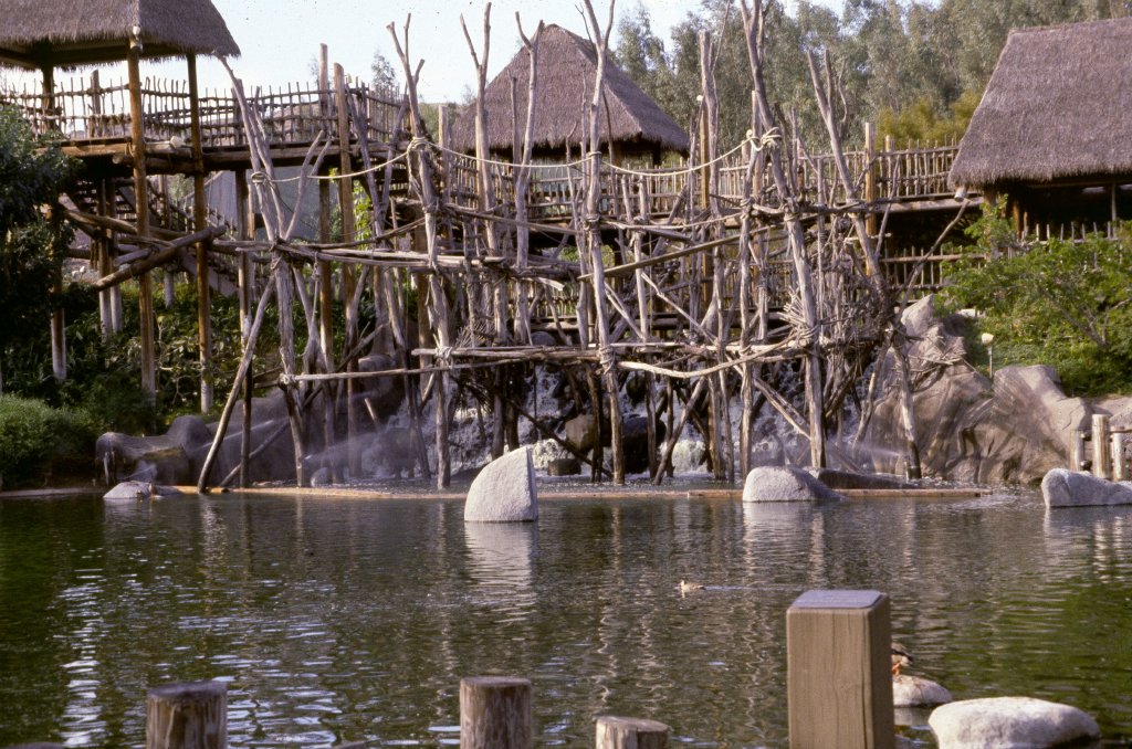 African Fishing Village - 1981