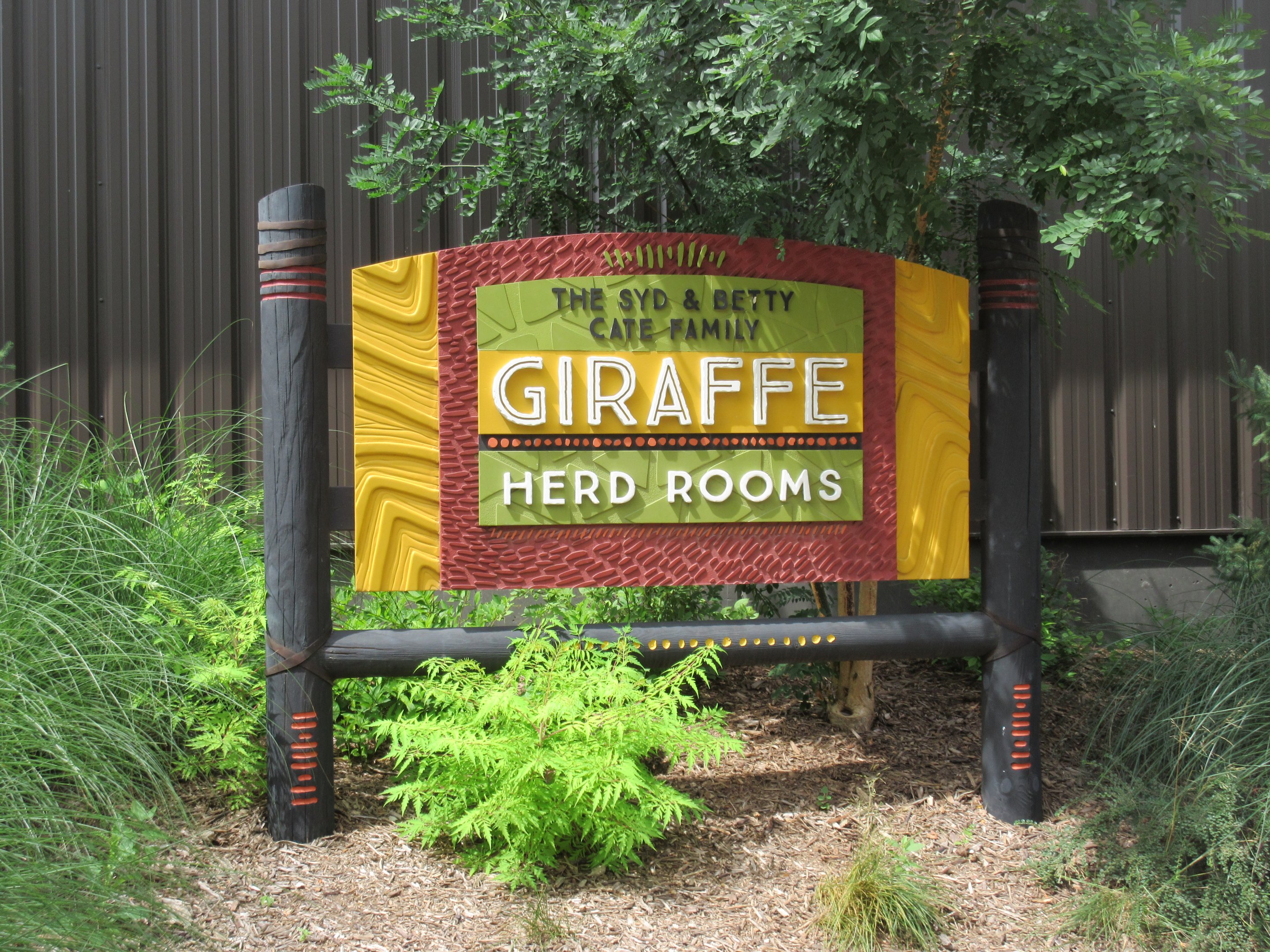 African Grasslands - Giraffe Barn Sign