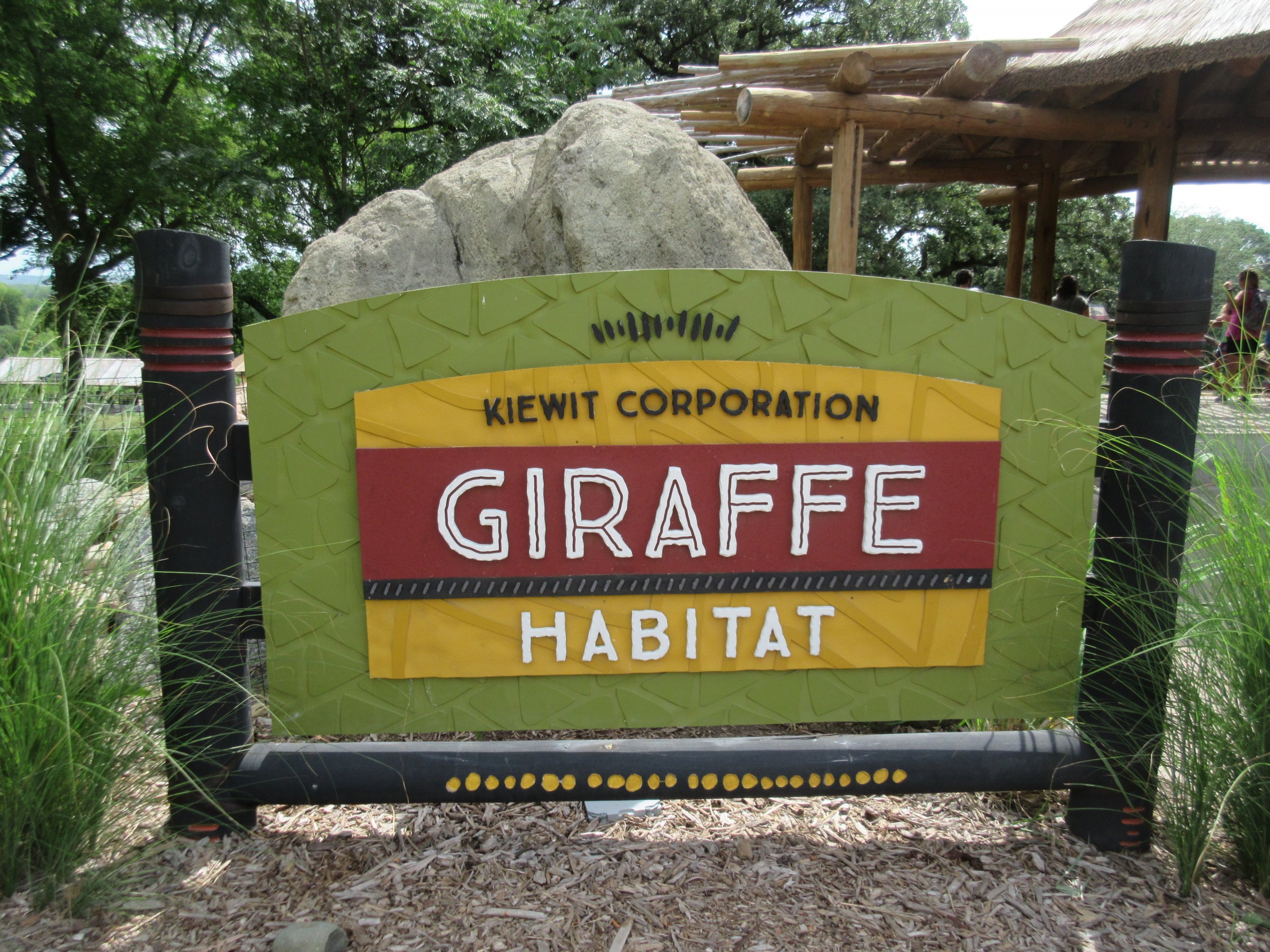 African Grasslands - Giraffe Sign