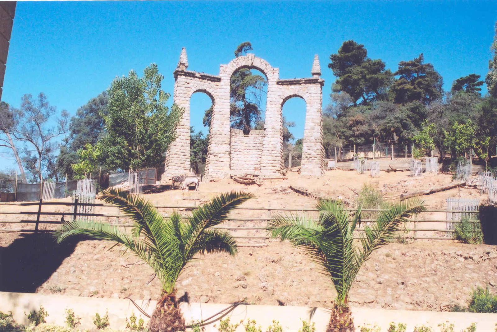 African Hoofstock Enclosures - Lisbon Zoo 2005
