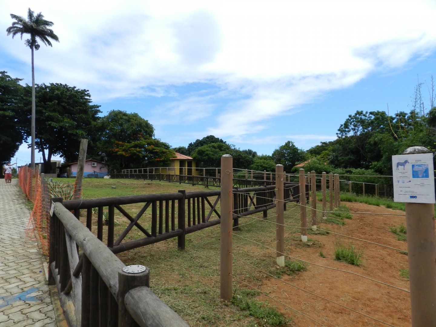 African megafauna area - Salvador zoo (PZGV)