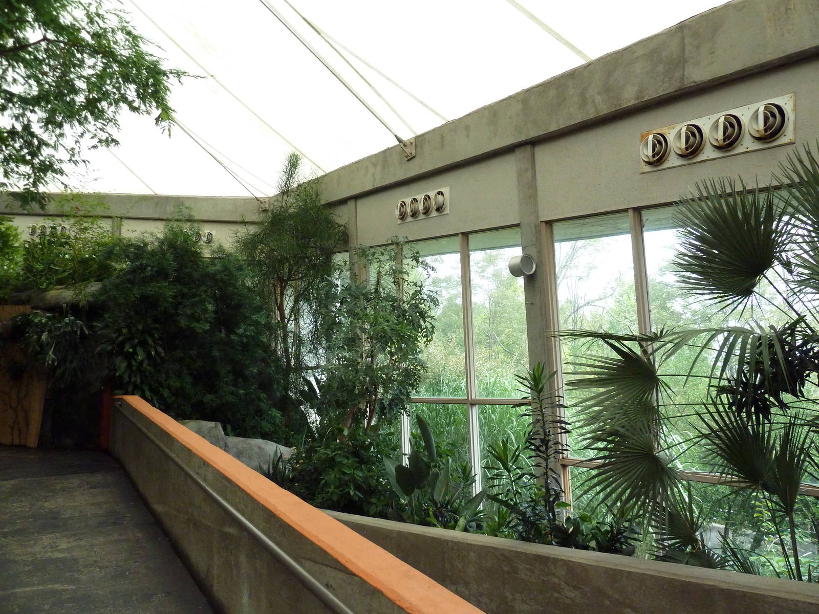 African Pavilion - Tropical Plants But Zero Animals