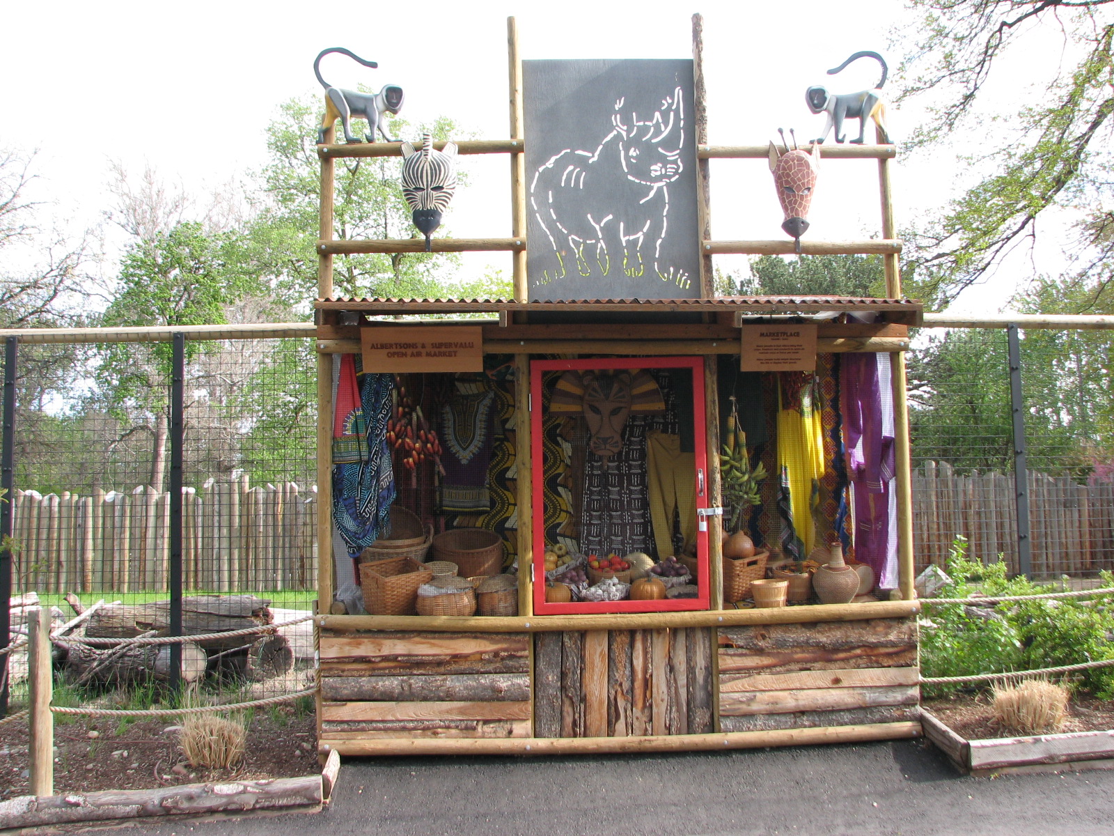 African Plains - African Market