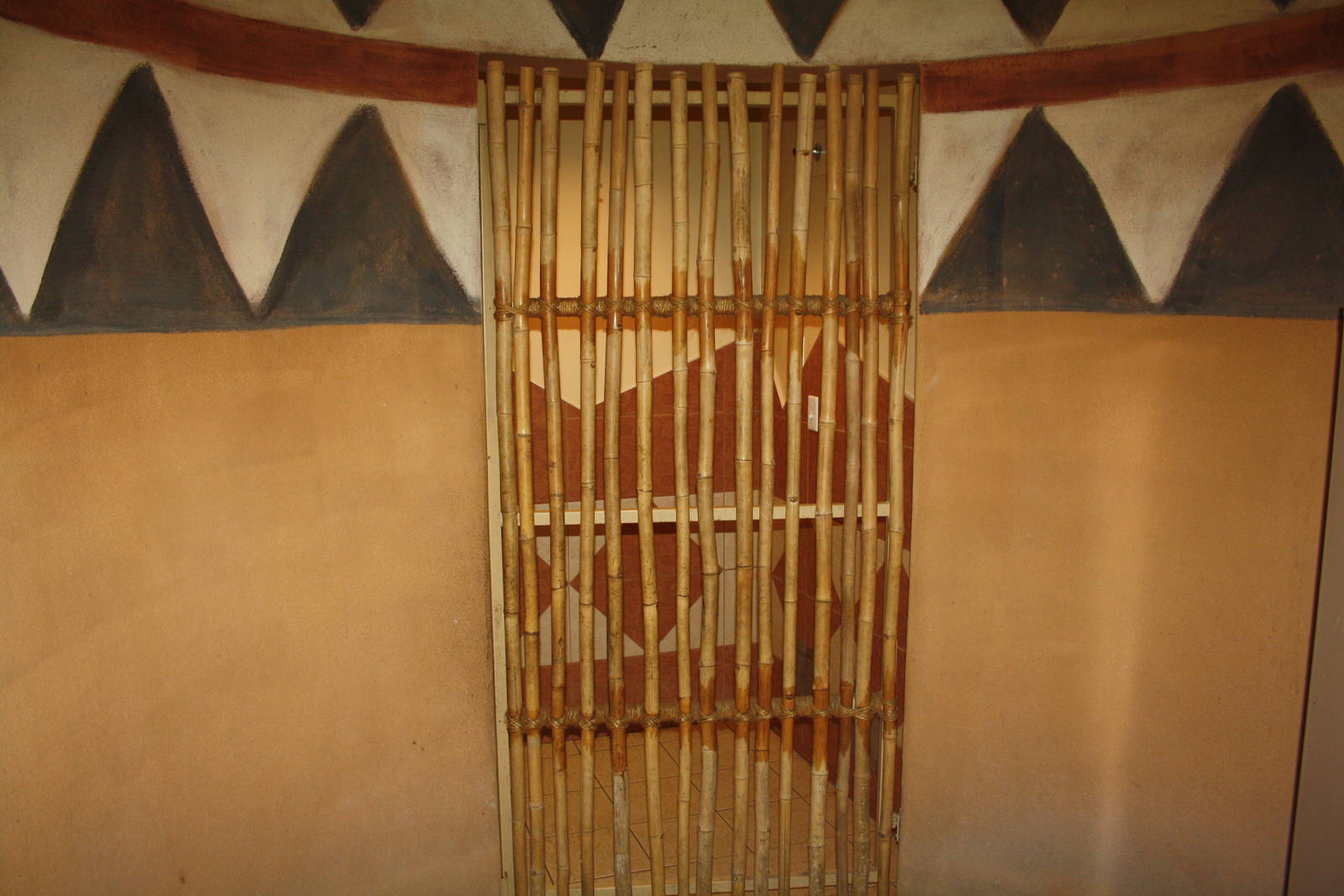 African Rainforest Building - Washroom Door