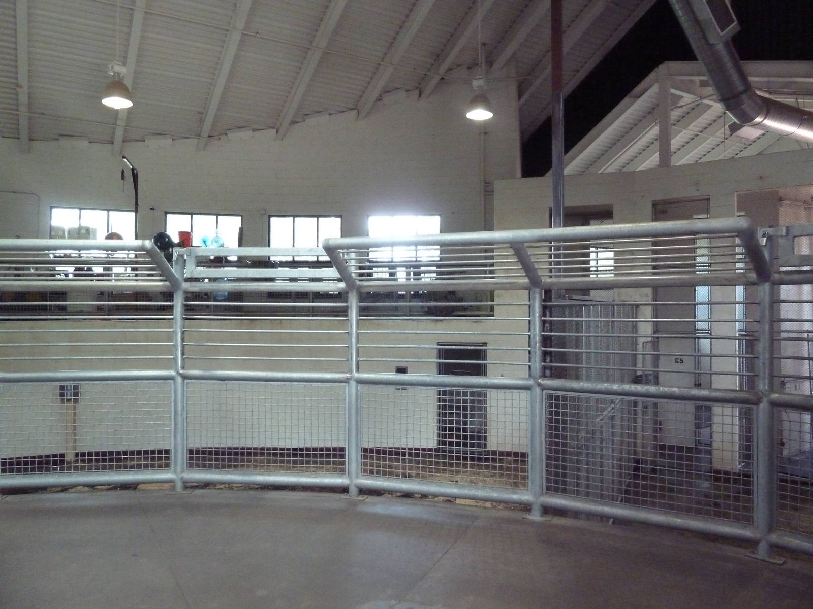 African Rift Valley - Giraffe Barn