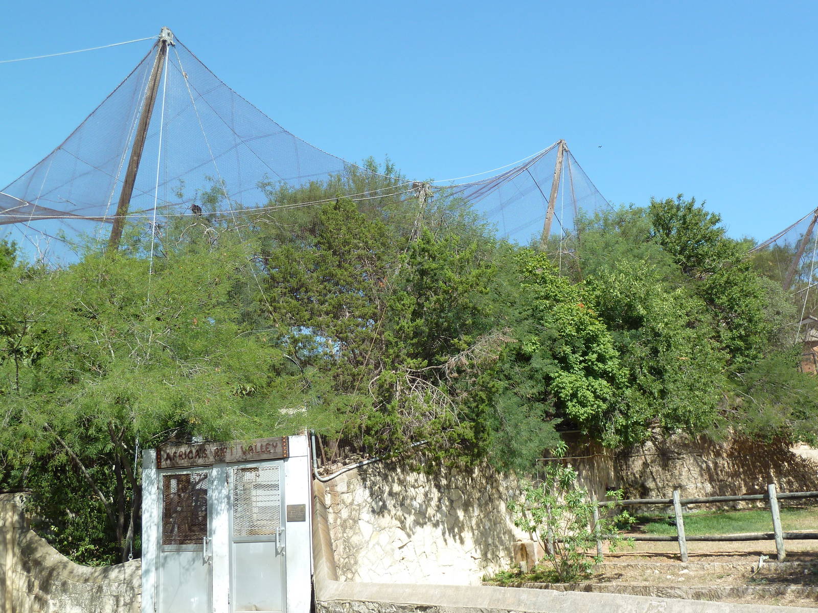 African Rift Valley - Walk-Through Aviary