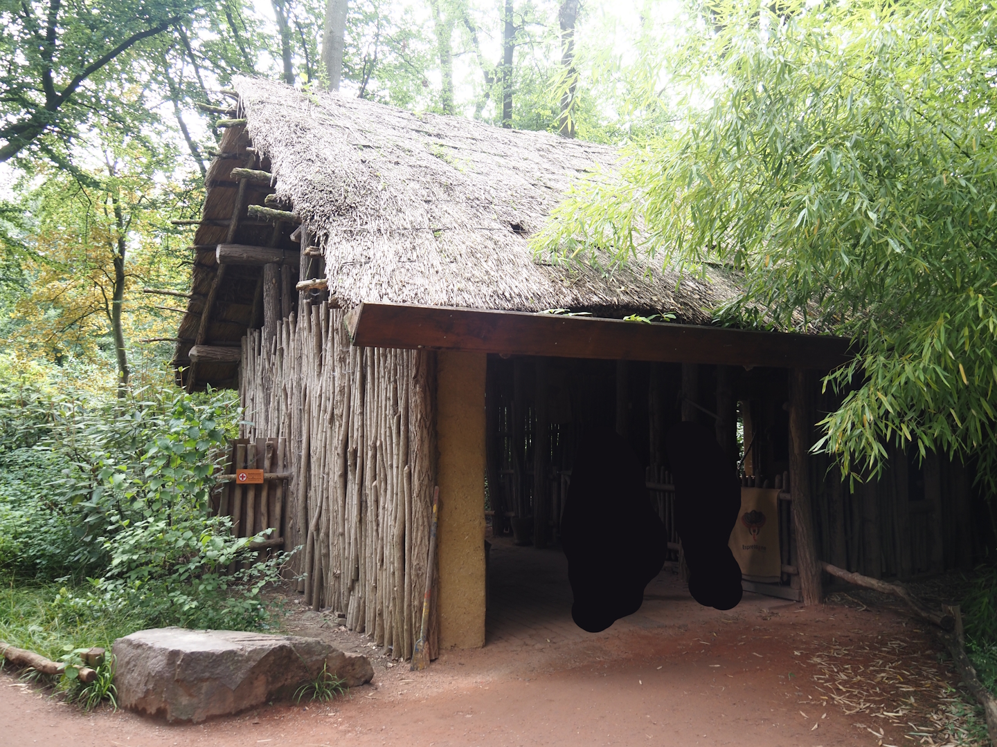 African section theming - Tofinou village, 2024-08-05