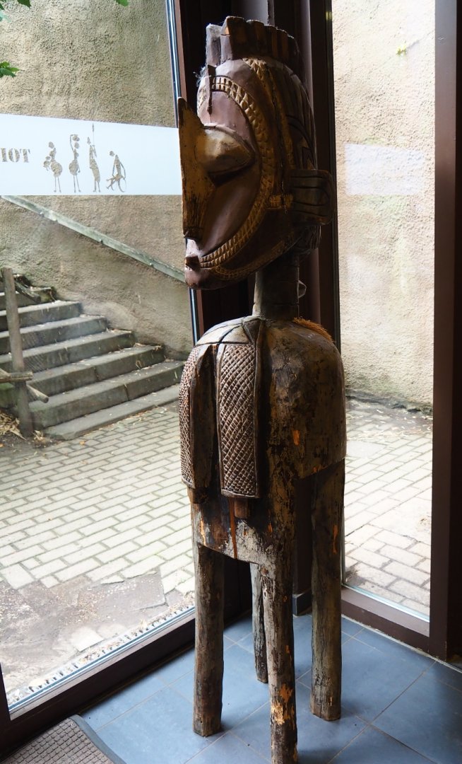 African statue, 2019-07-21
