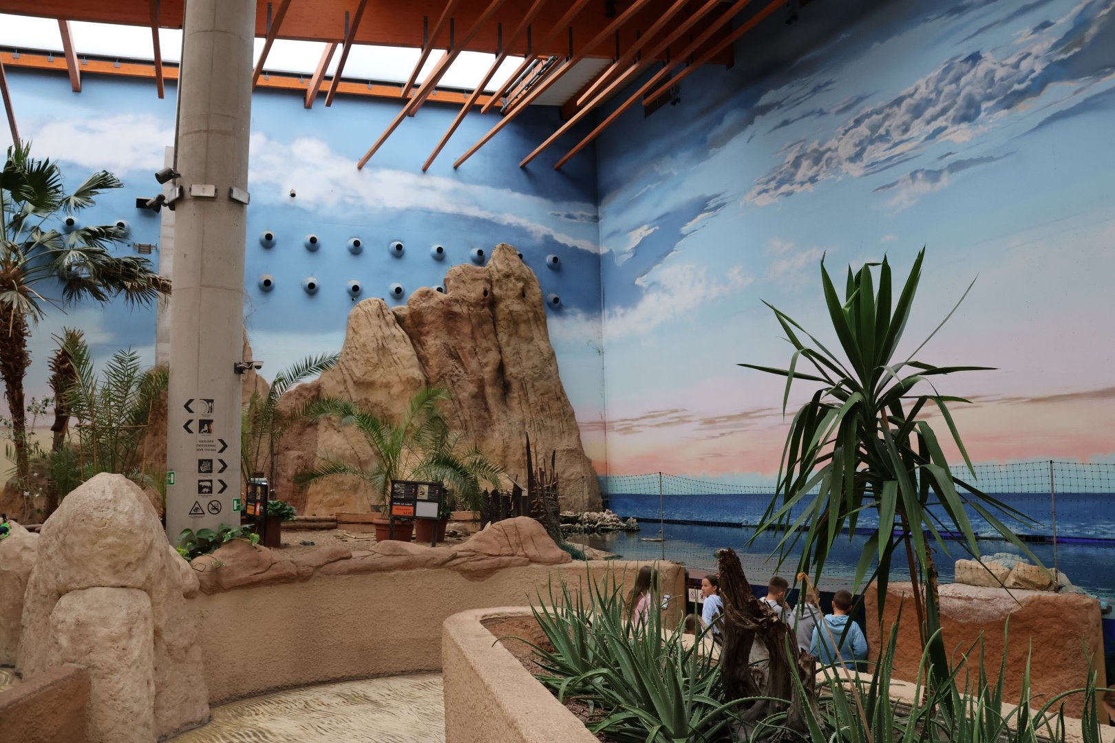 Afrykarium - Start of the tour - Turtle beach and Red Sea aquarium