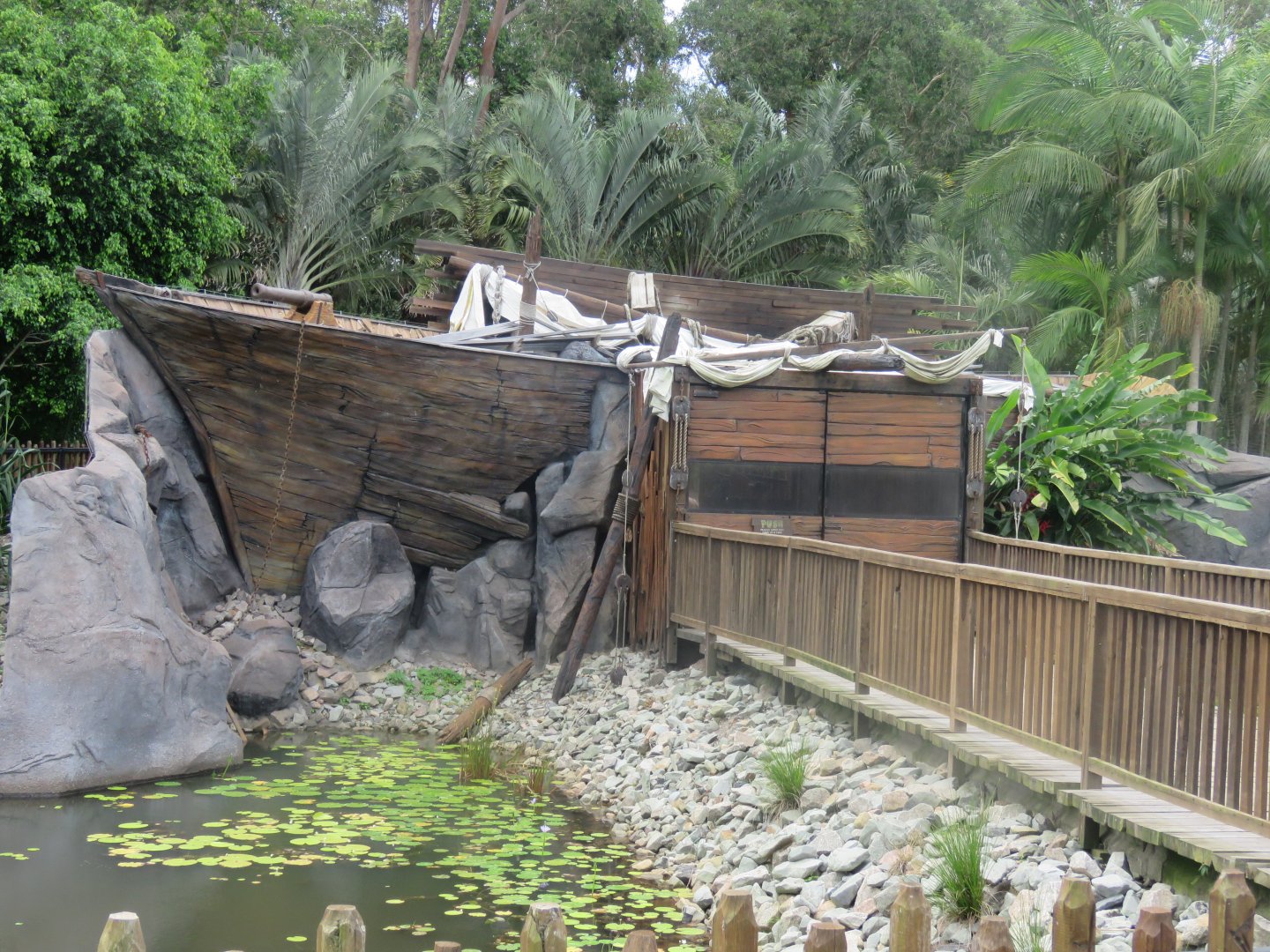 Airlock for lemur walkthrough