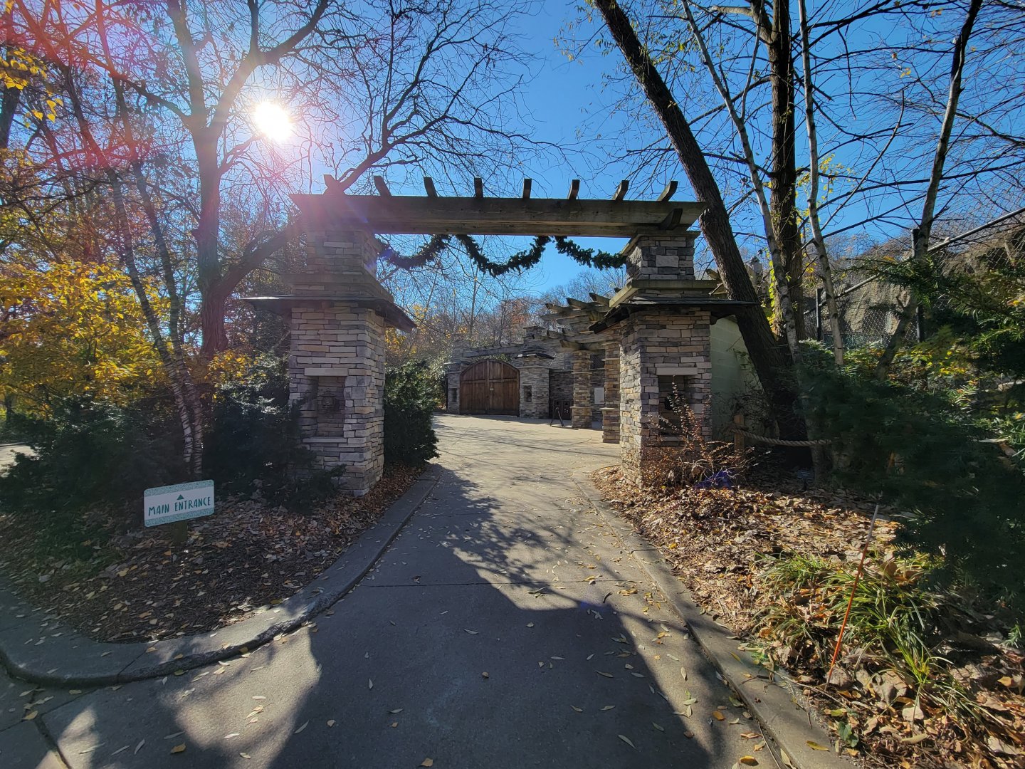 Akron Zoo - Legends of the Wild inner entrance/exit