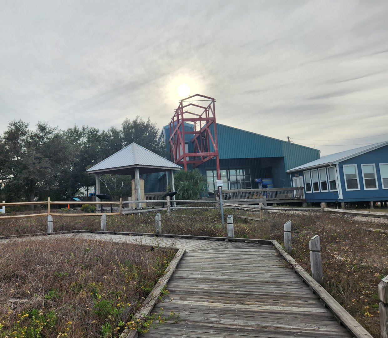 Alabama Aquarium - Aquarium boardwalk area