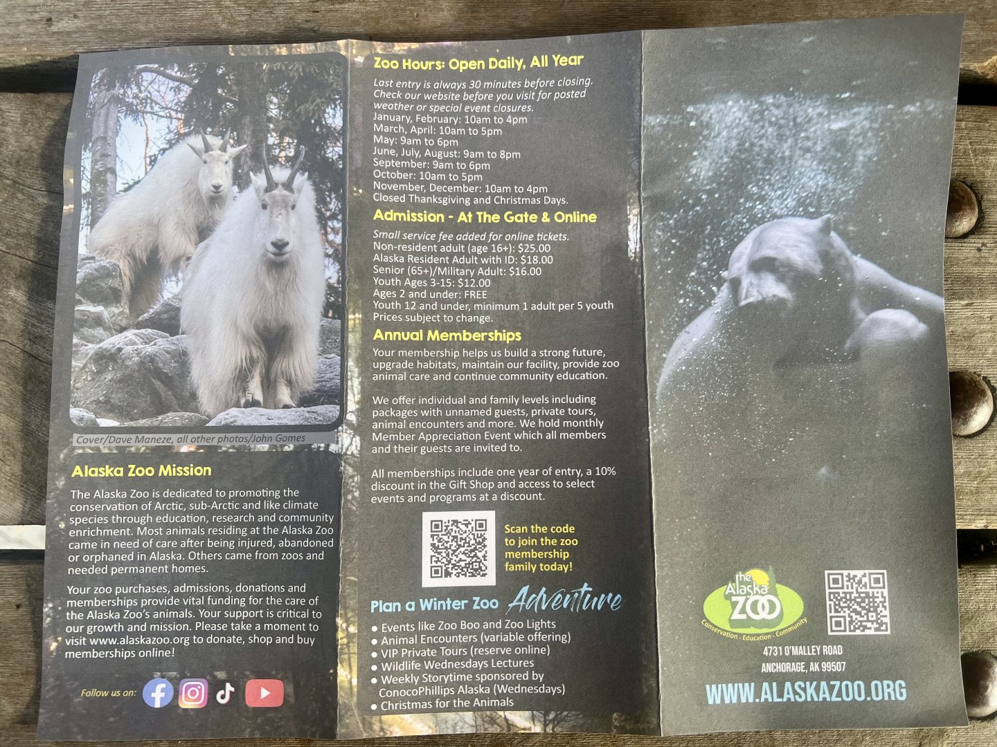 Alaska Zoo information from the back of the zoo map