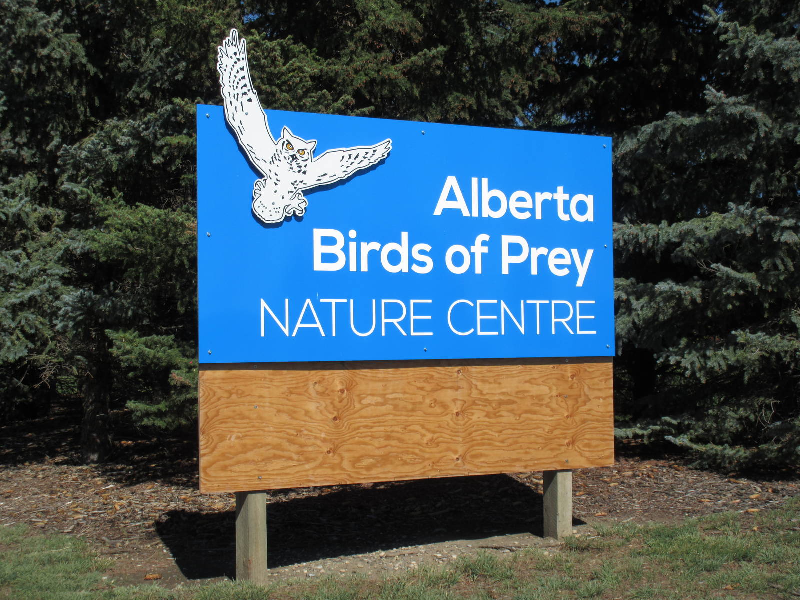 Alberta Birds of Prey Centre - Entrance Sign