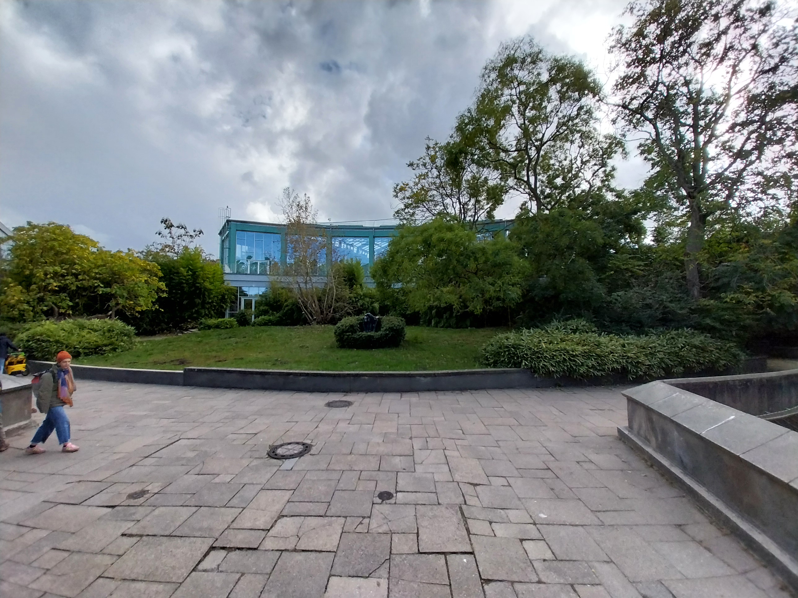 Alfred Brehm Haus - Courtyard