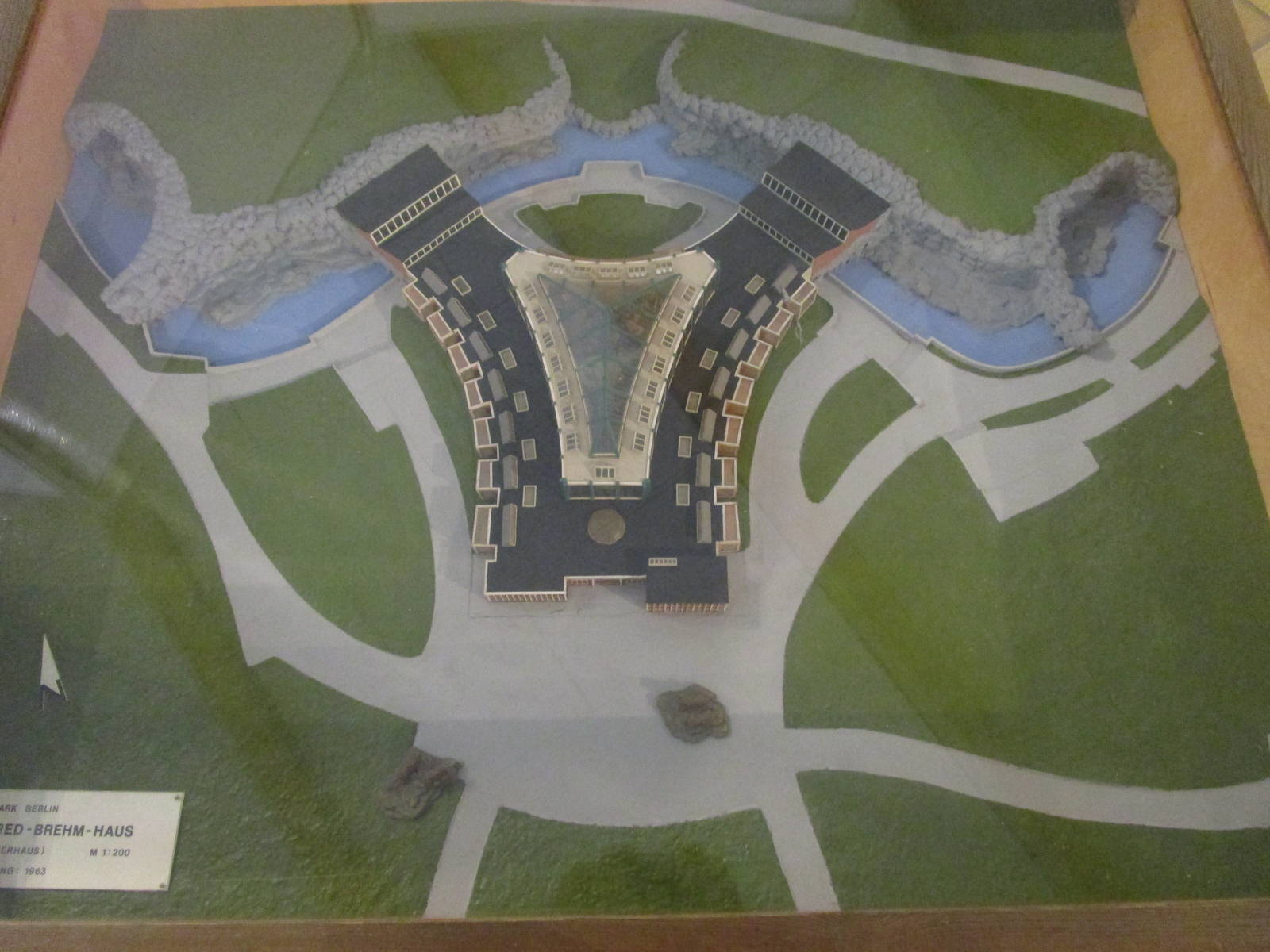 Alfred Brehm House Model