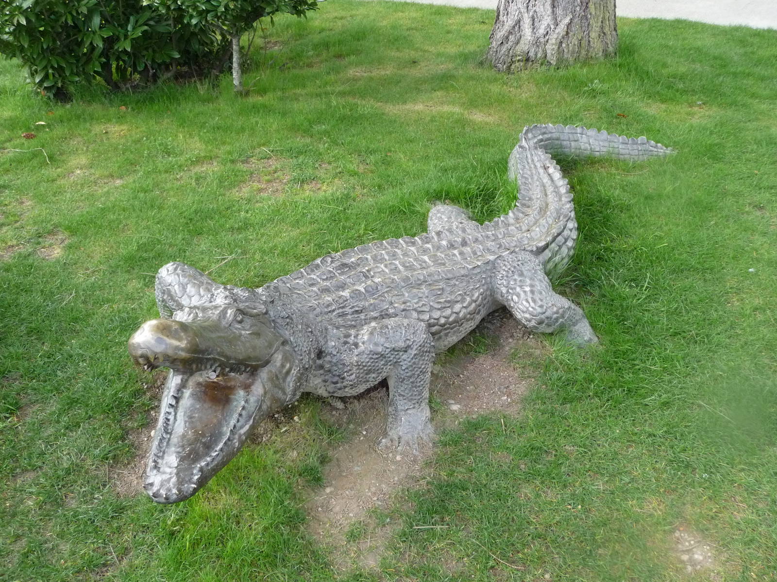 Alligator Statue