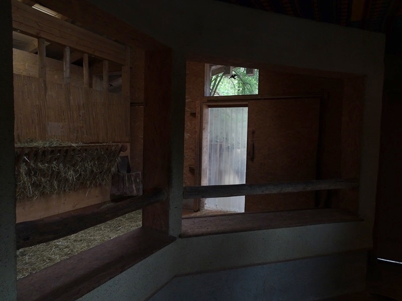Alpaca house: Indoor enclosure for alpaca