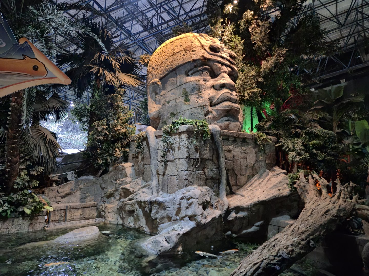 Amazon Walktrough exhibit,  Oceanarium