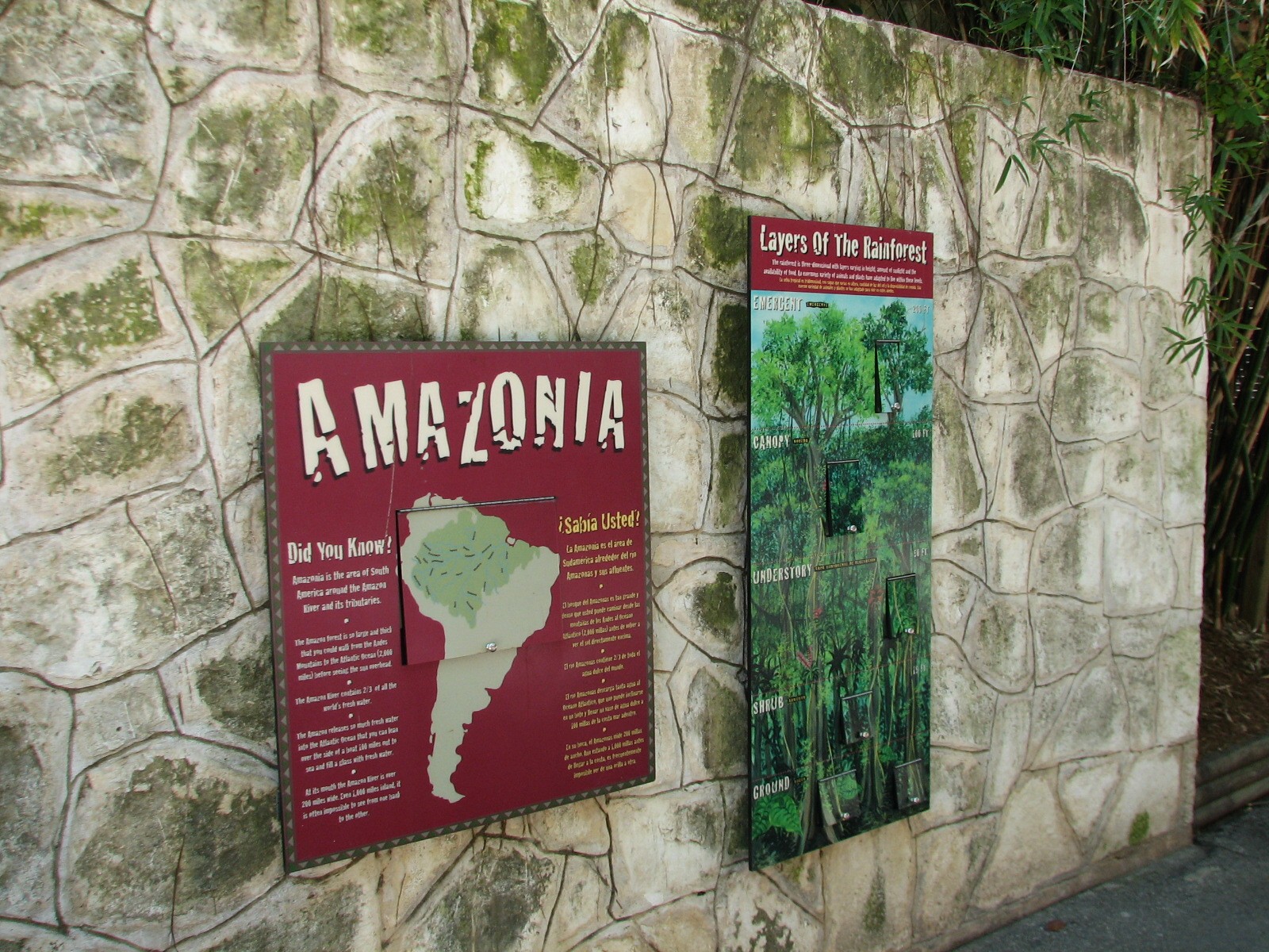 Amazonia - Anaconda Exhibit House Exterior