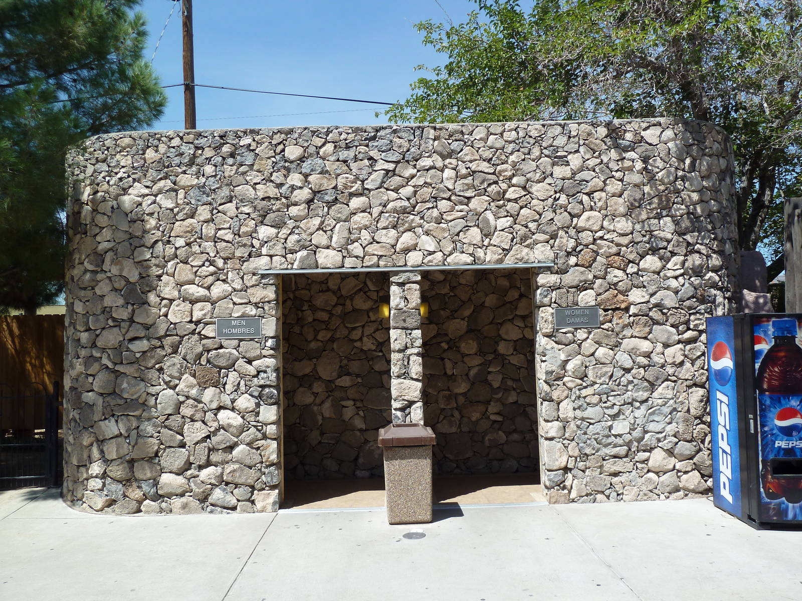 Americas - Restrooms