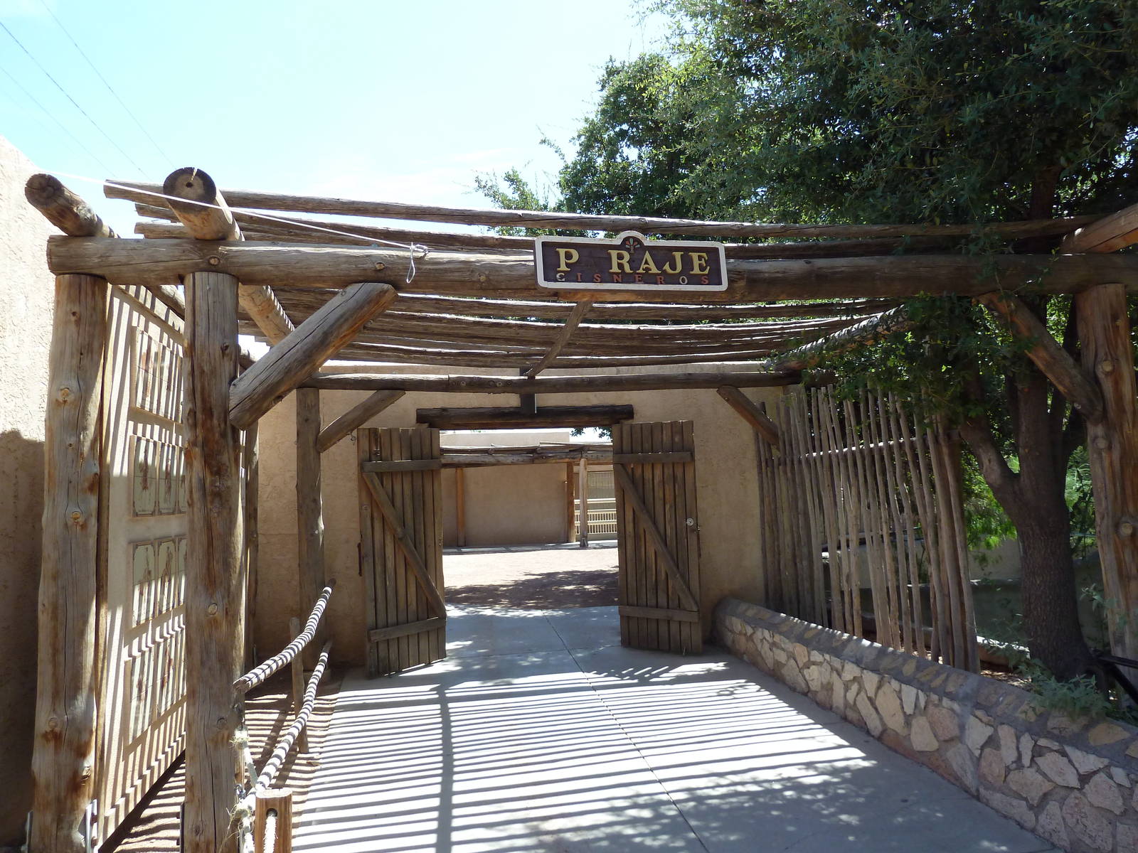 Americas - Spanish Explorers Entrance