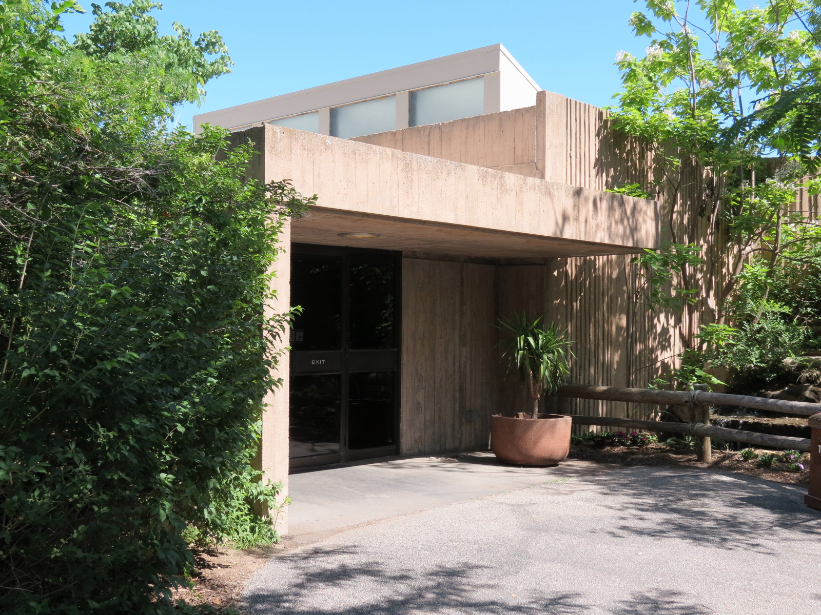 Amphibians & Reptiles - Exit