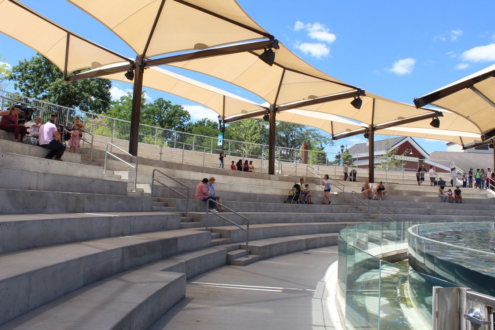 Amphitheater Seating - Como Harbor