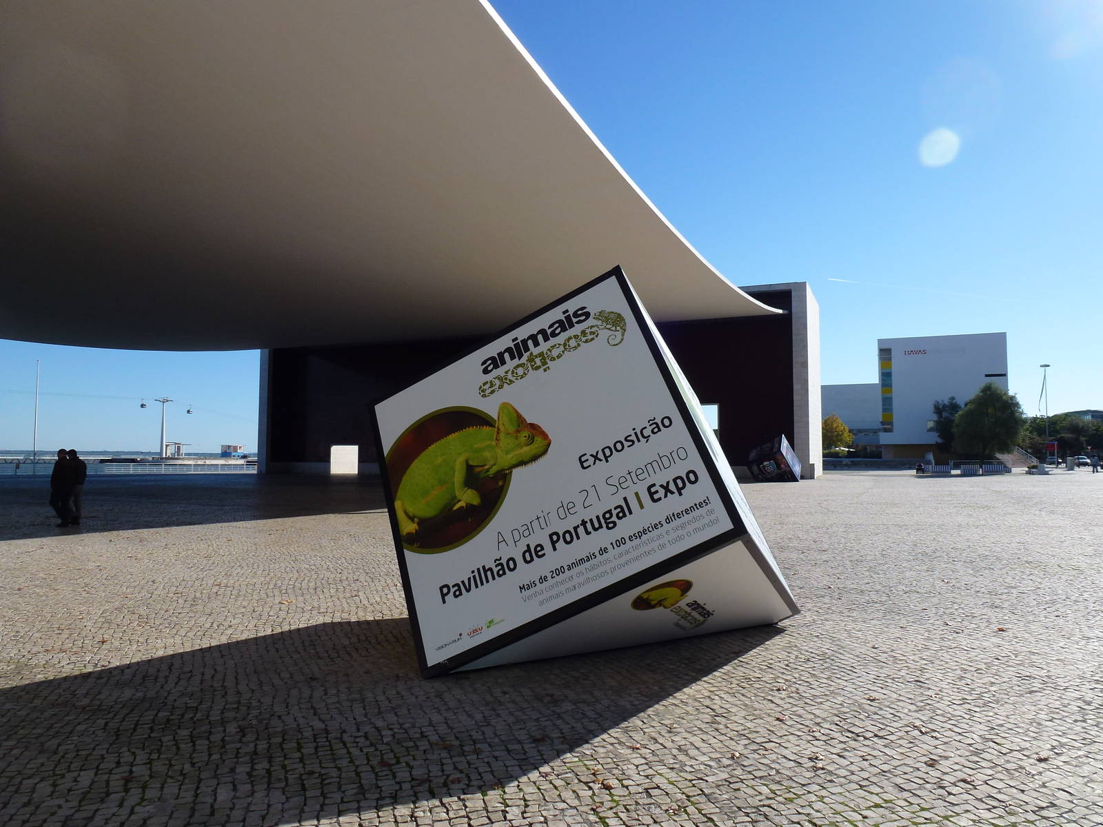 Animais exoticos at the Portugal Pavilion, November 2013.