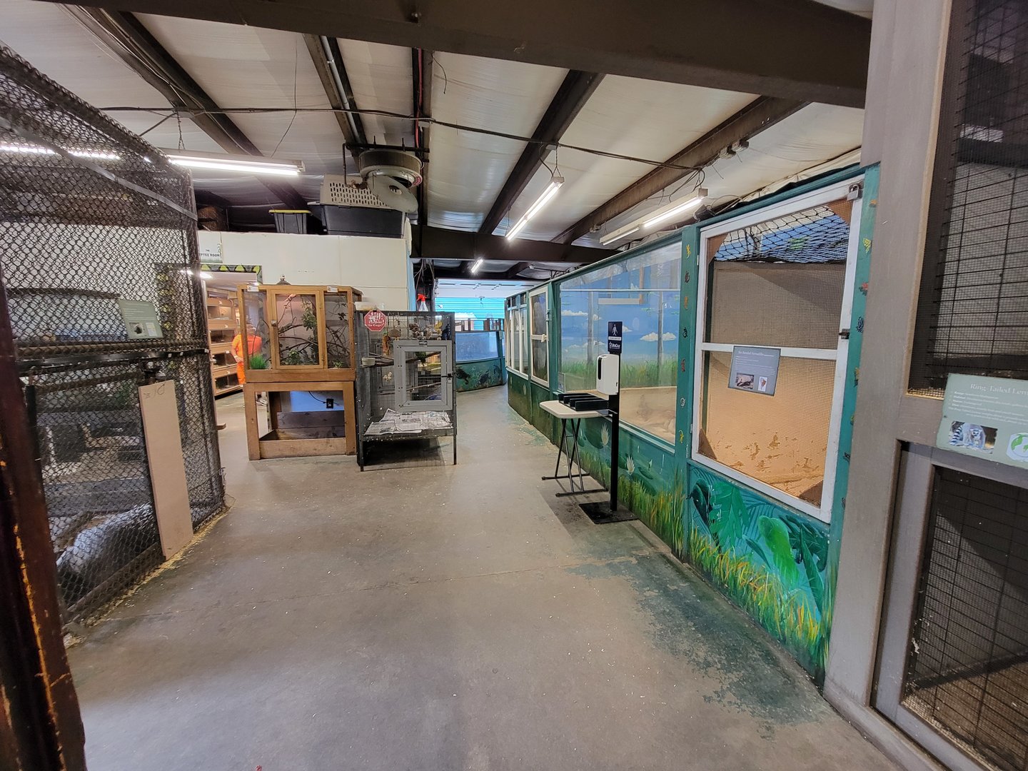 Animal Adventures MA 7/22 - Middle of main building