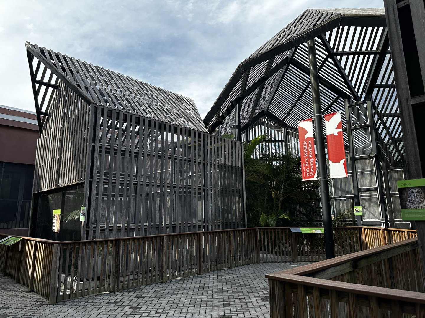 Animal Hospital - Aviary